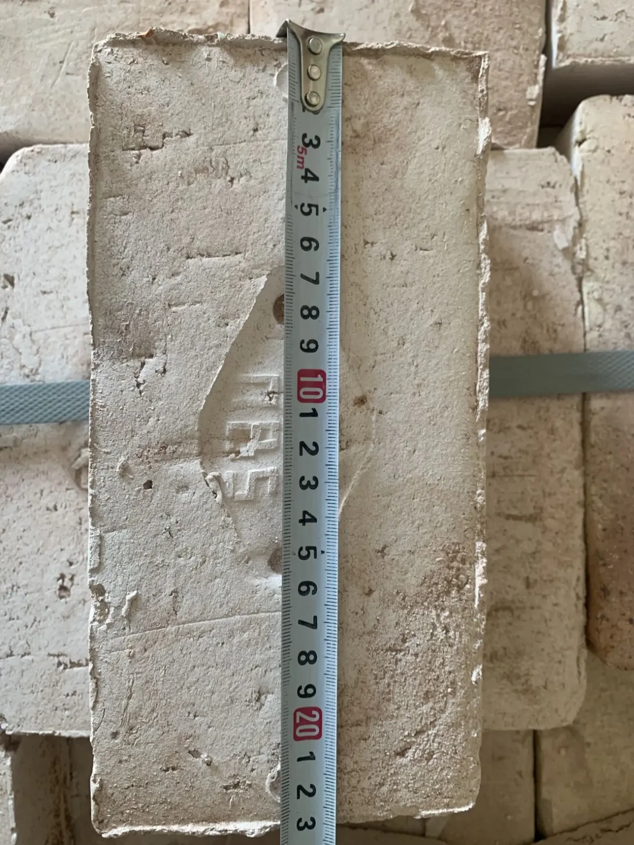 Вогнетривка цегла 2