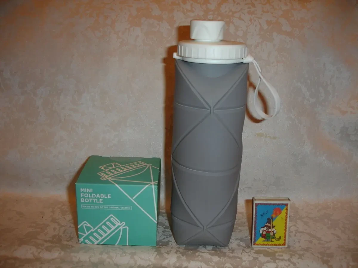 Бутылка/ПЛЯШКА силіконова, 600 мл, портативна/розкладна, сіра. НОВА.