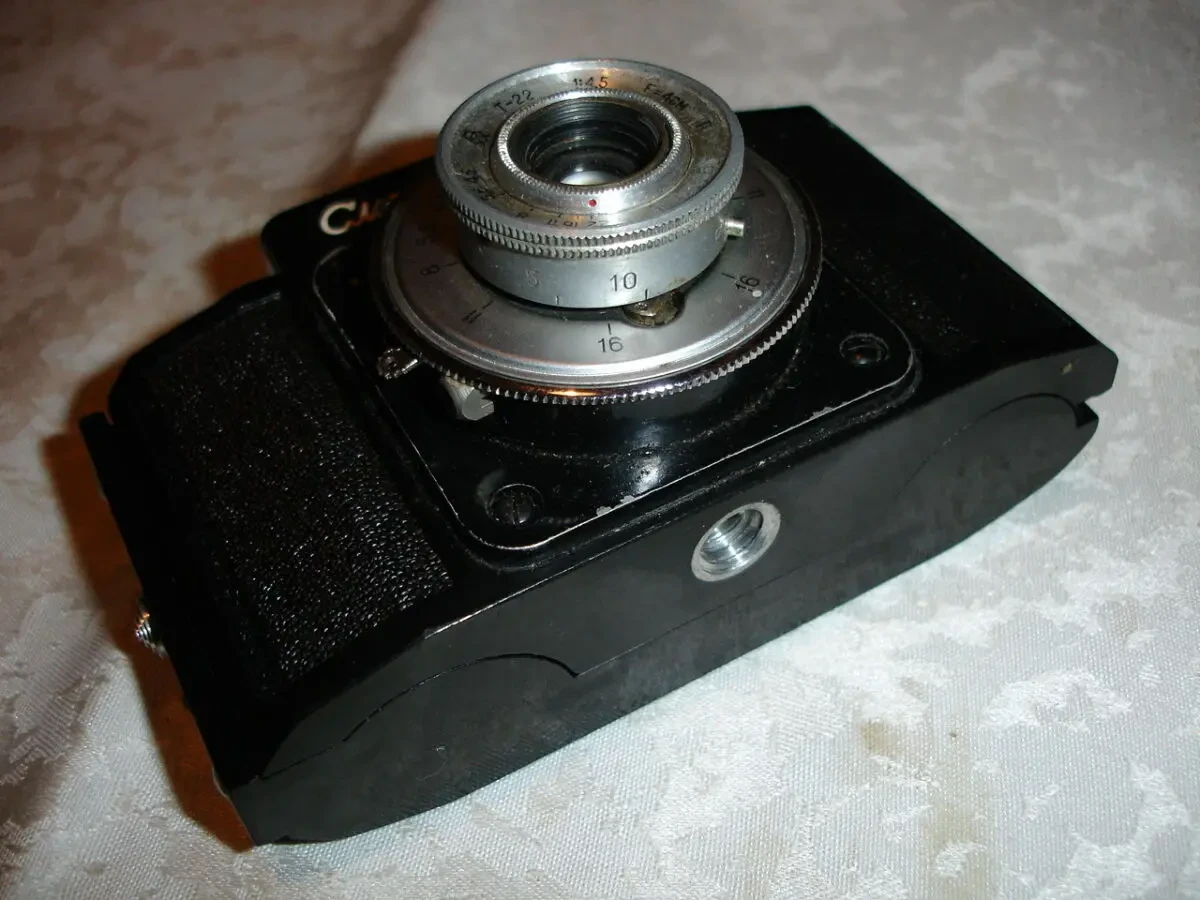 Фотоапарат СМЕНА повоєнного часу випуску, робочий, + шкіряний футляр 6