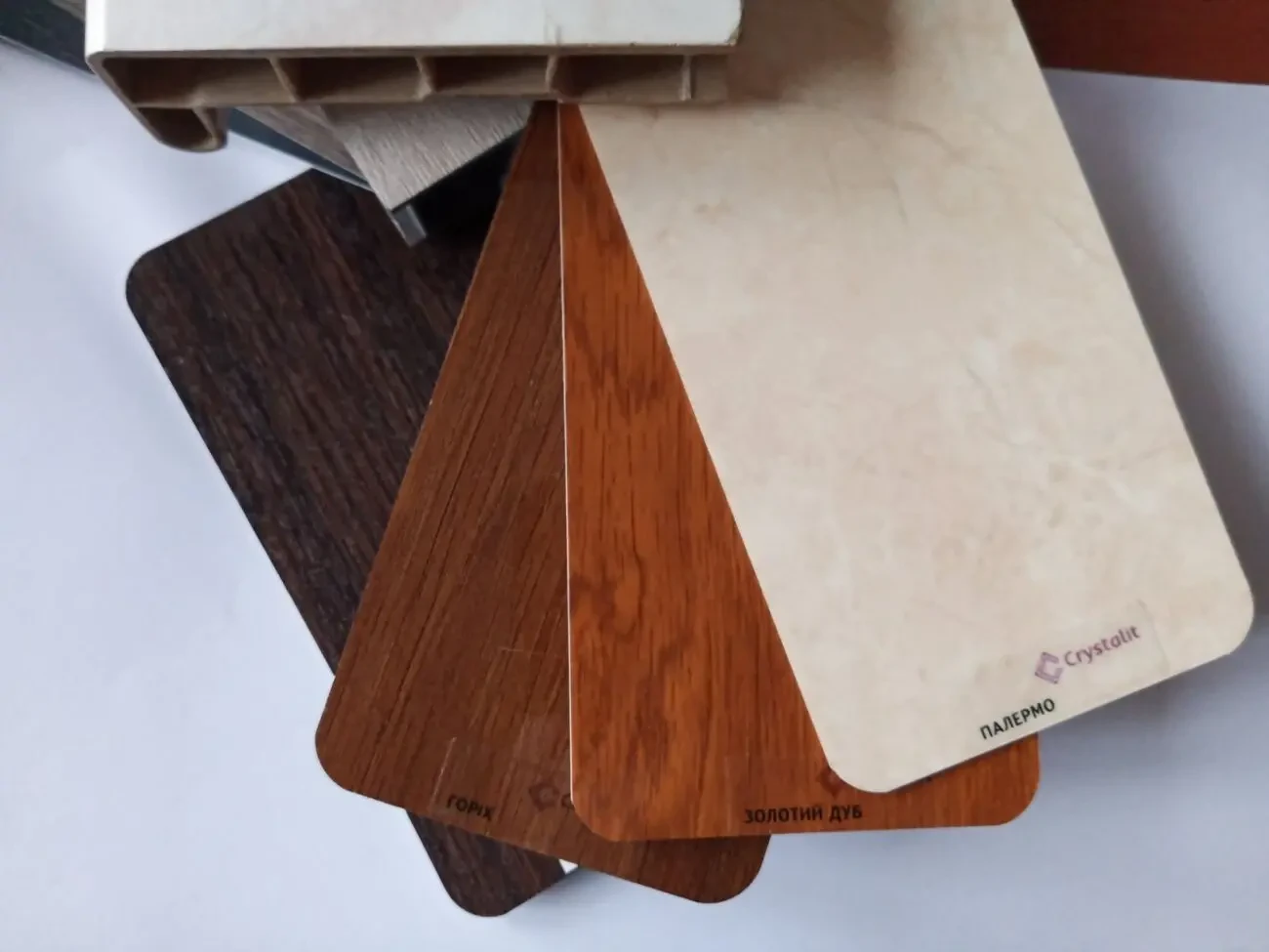 ЗНИЖКА 30% на підвіконня Crystalit та Estera!!! 2