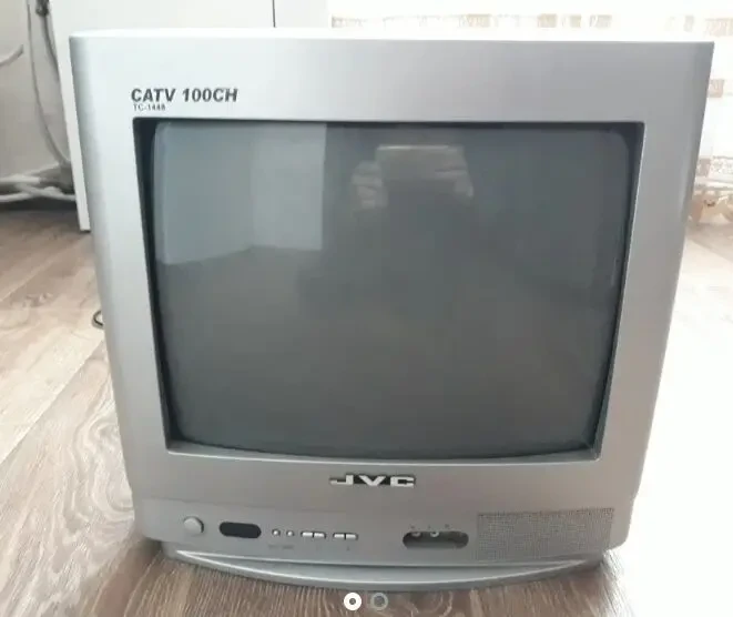 Телевизор JVC TC-1448 не рабочий