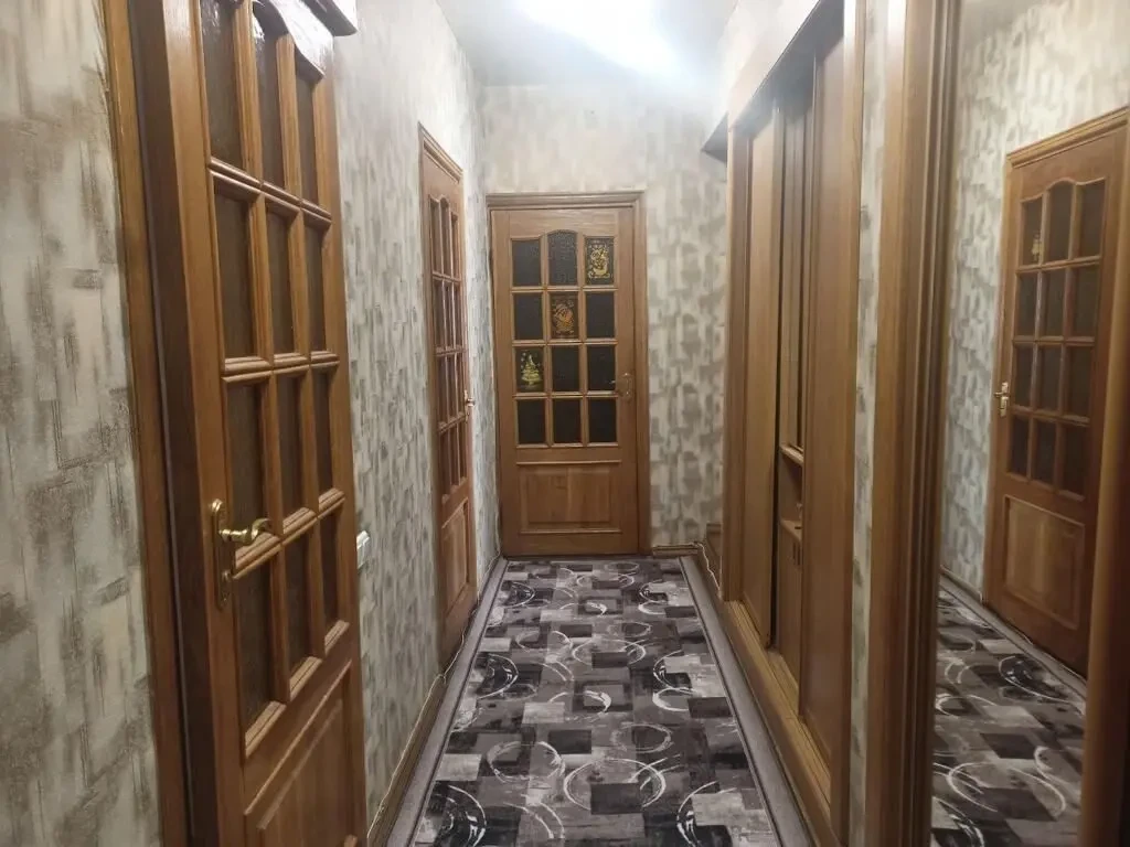 Сдам 3-х комнатную на Гуданова (Центр) ремонт, мебель и техника.