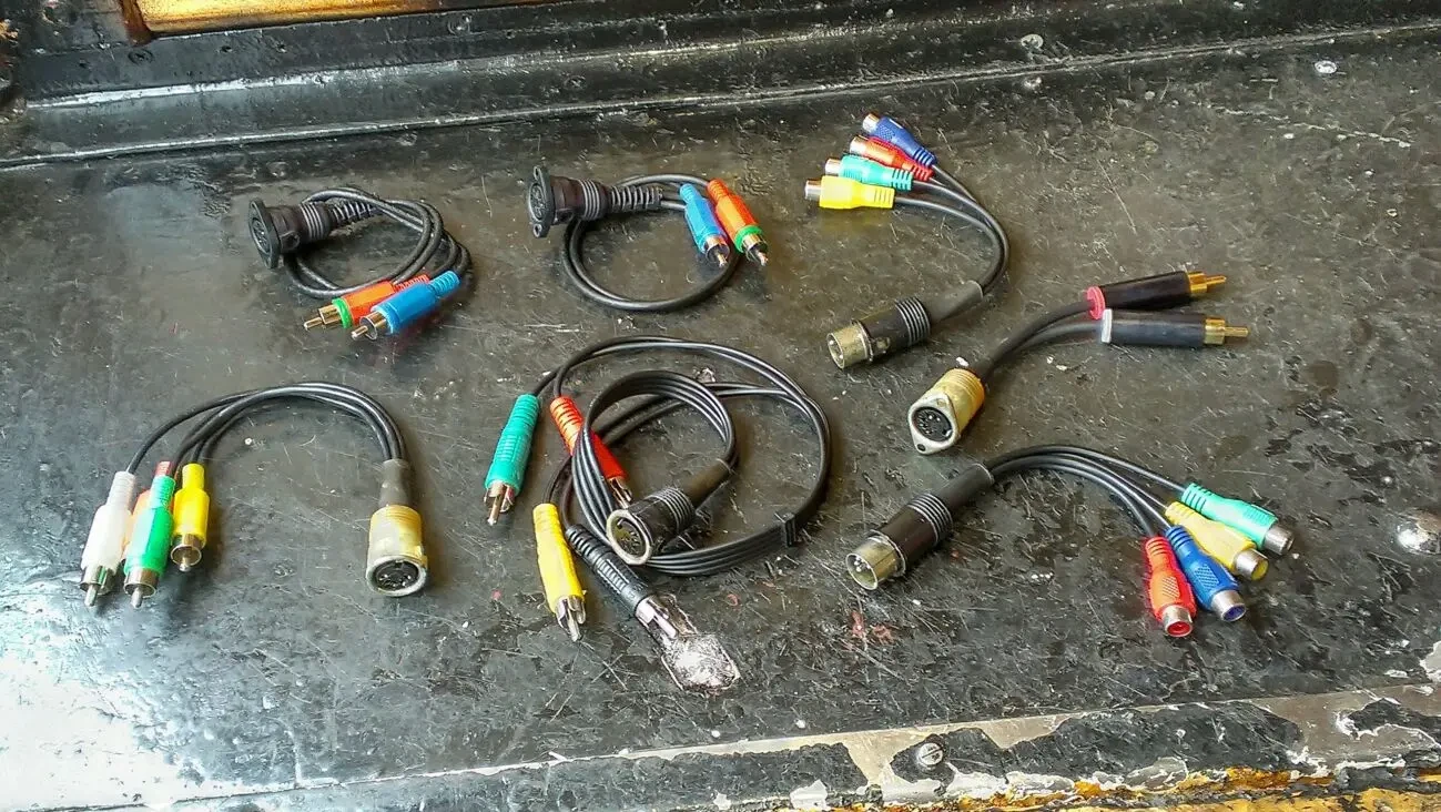 Кабель-переходник 5 pin Din- 2rca папа-мама 6