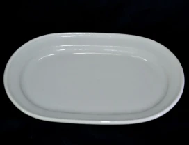 Овальное блюдо.