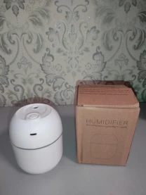 Продам зволожувач повітря настільний