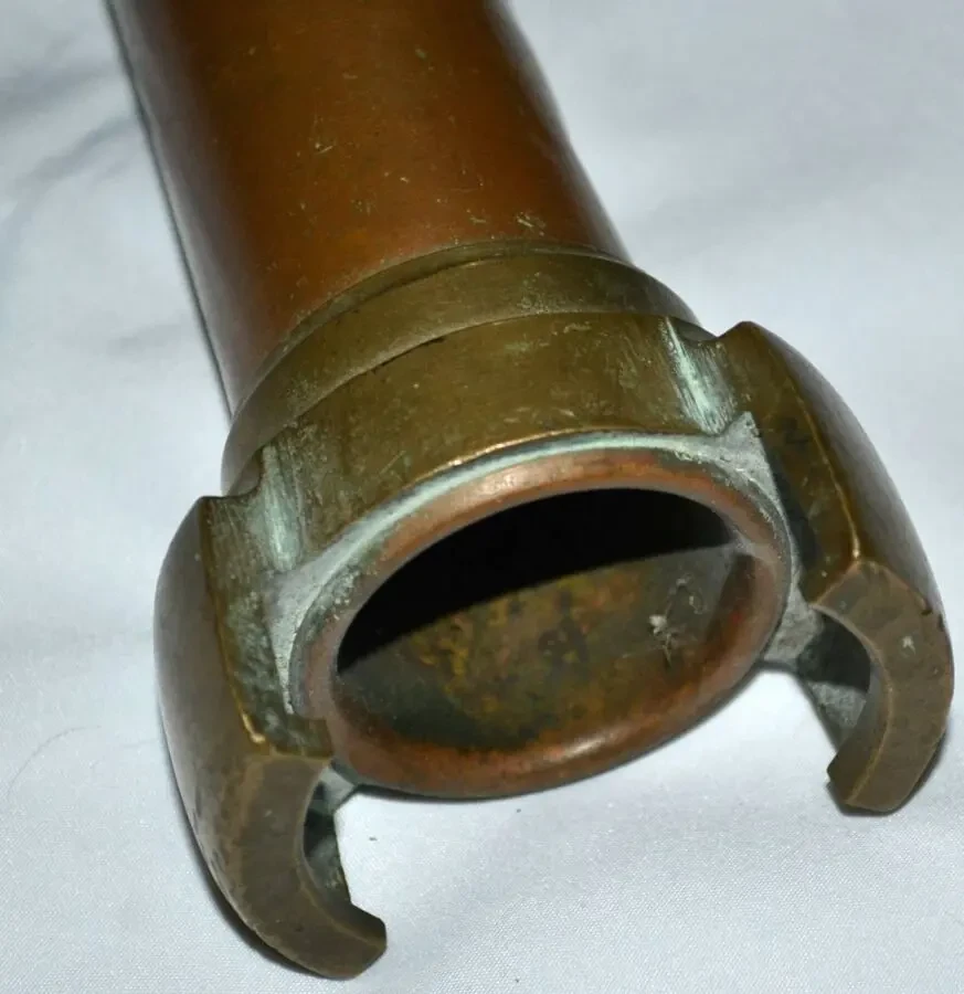 Пожарный брандспойт с переключателем. 5