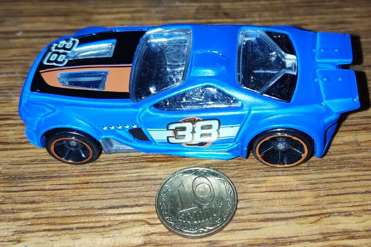 Машинка 2009 Mattel в коллекцию 2