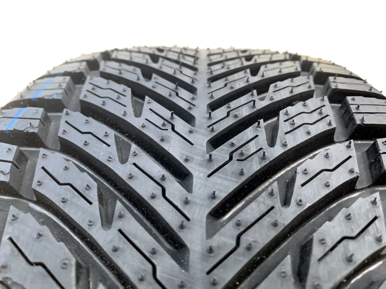 Шини всесезонні 205/55 R16 91H резина всесезонная Q6 MYKI Poland 3