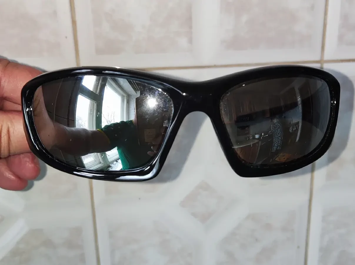 Спортивные очки....