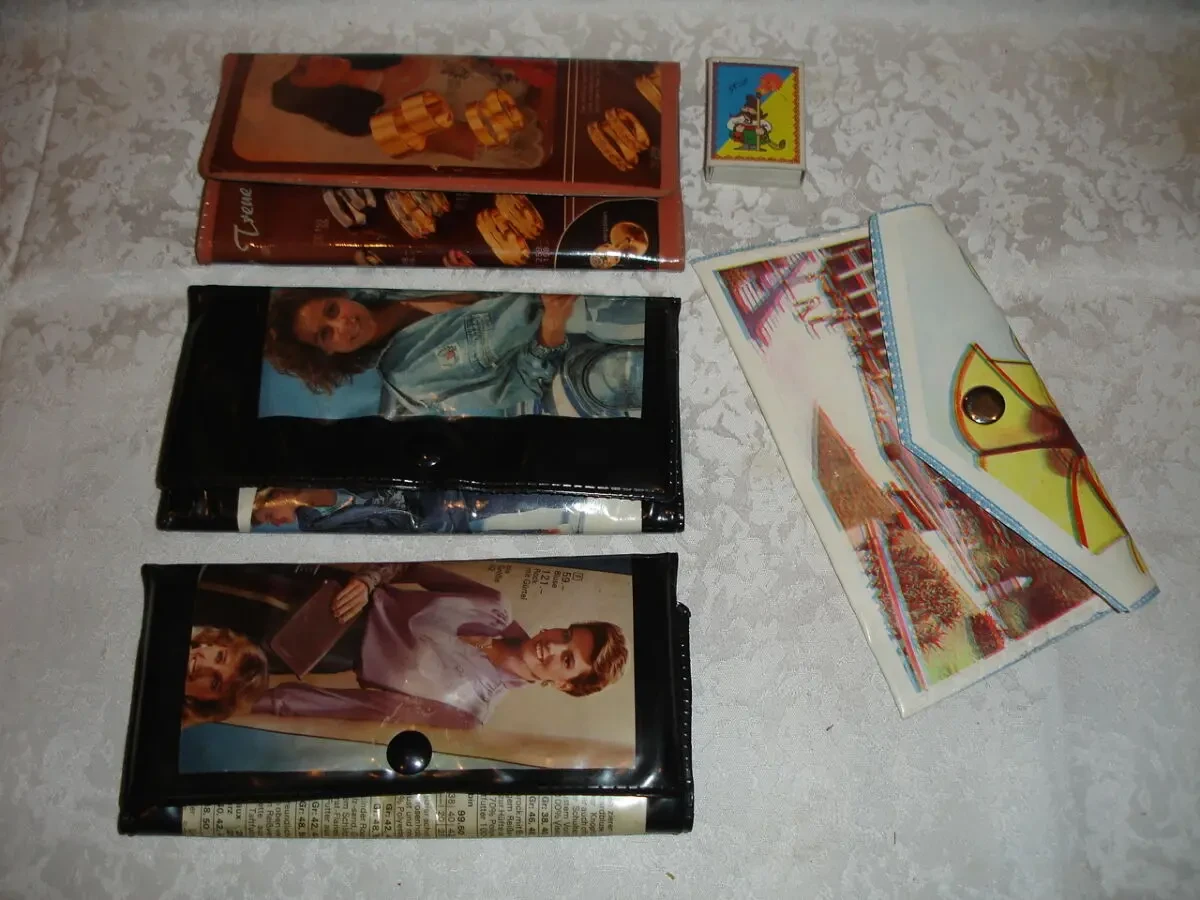 КОШЕЛЁК/гаманець ретро, 4 шт., 18 х 9,5 см; стан НОВИХ. РАРИТЕТ.