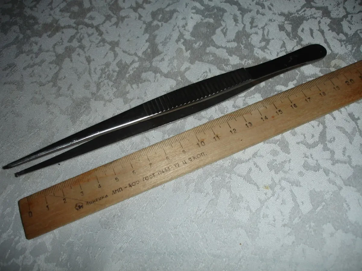 ПИНЦЕТ/пінцет металевий, 25 см з насічками і 20 см з гачком. НОВІ ссср 7