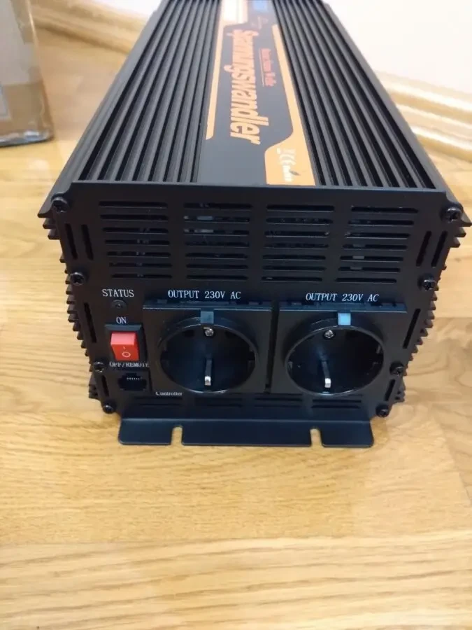 Інвертор Luxeon IPS 2000S. Гарантія. 6