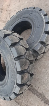 Куплю шины б.у к вилочным погрузчикам