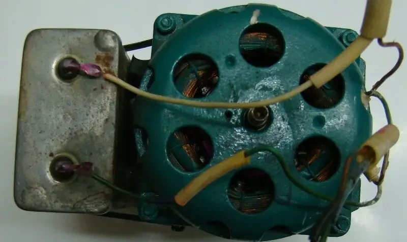 Электродвигатель однофазный 60Вт 220В 2