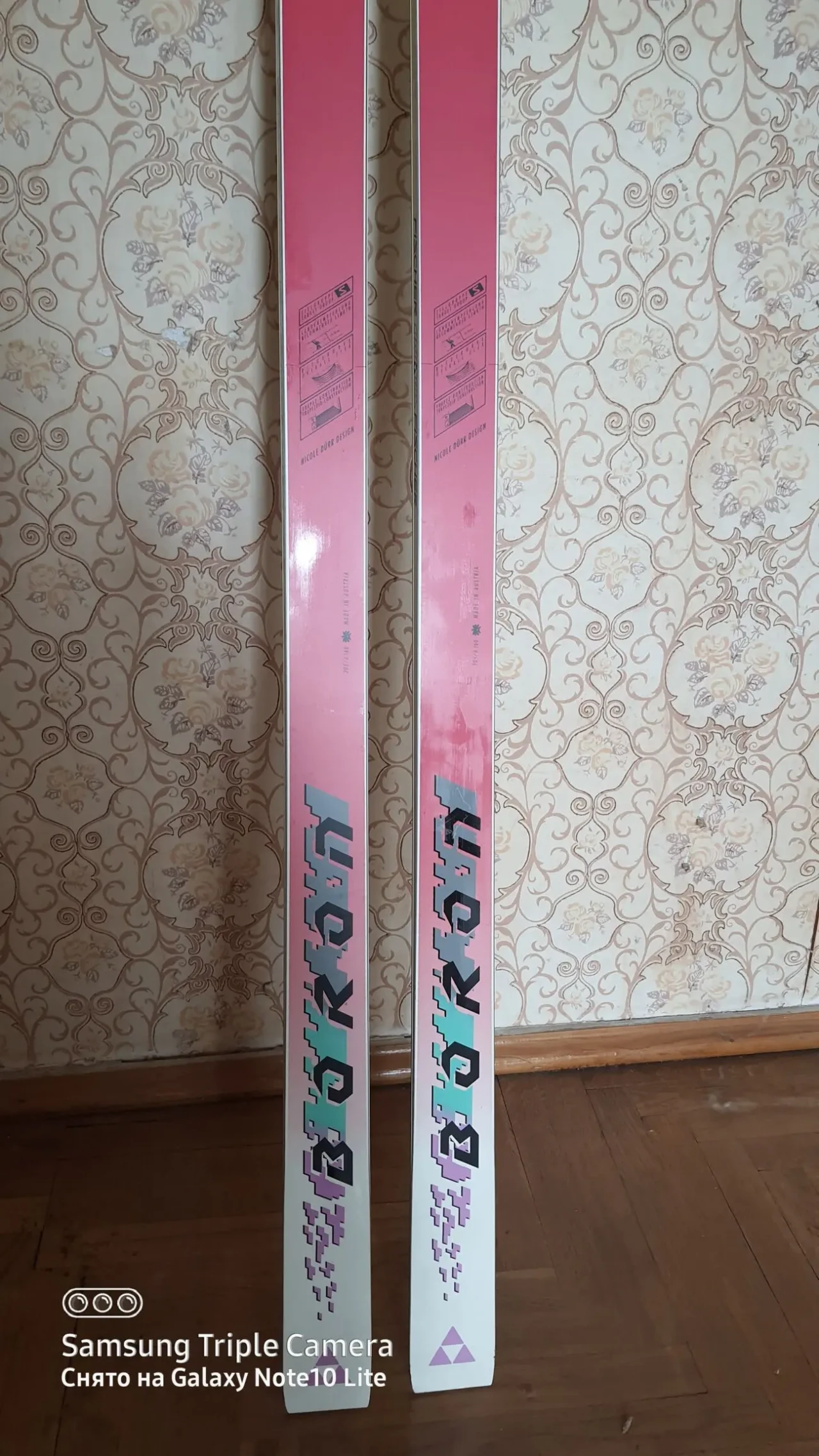 Продам лыжи FISCHER 2