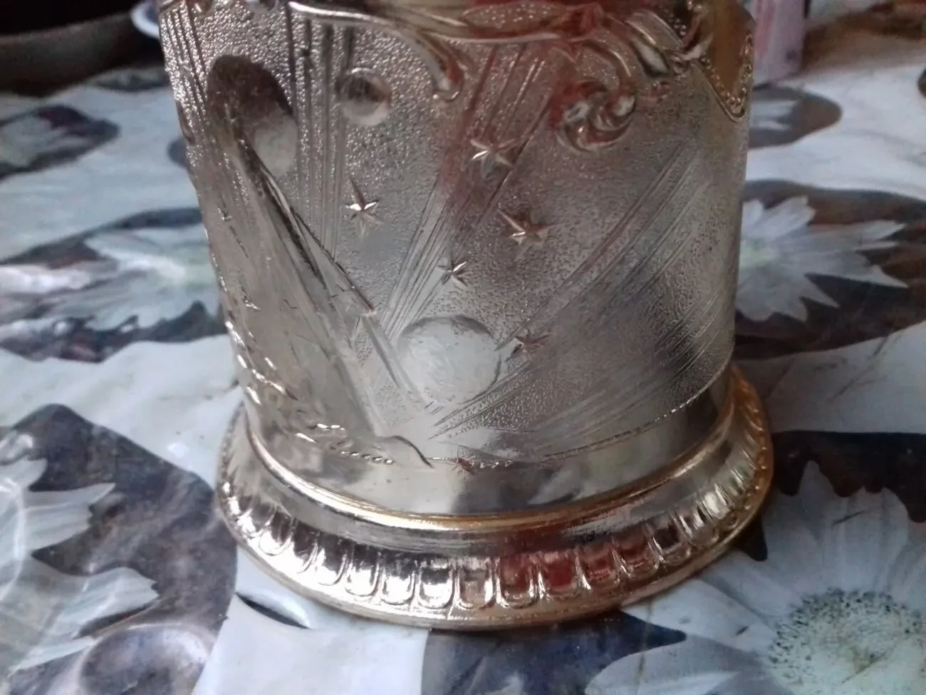 Підстаканник металевий. 3