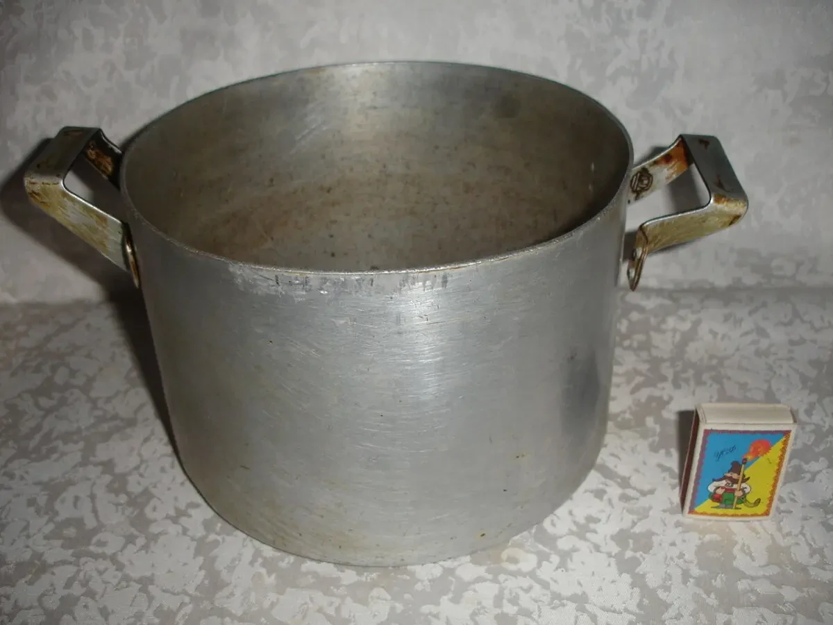 КАСТРУЛЯ ємністю 4 л АЛЮМІНІЄВА, без кришки, товстостінна. РАРИТЕТ. 6