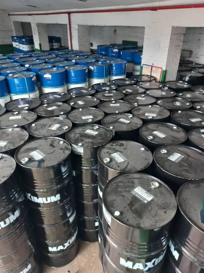 Олива моторна напівсинтетична  10w40 та 15w40, Імпорт - 63грн. з ПДВ 6