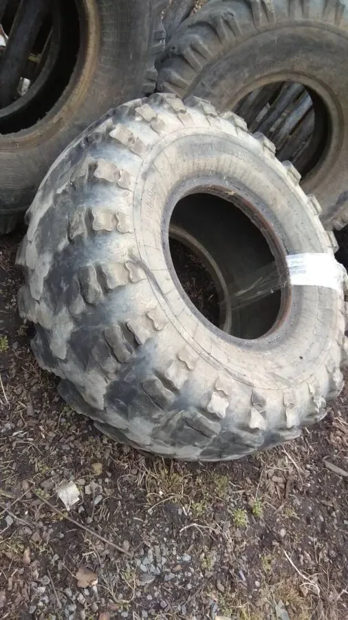 Шины 1300 530 533 Краз лаптёжник 2