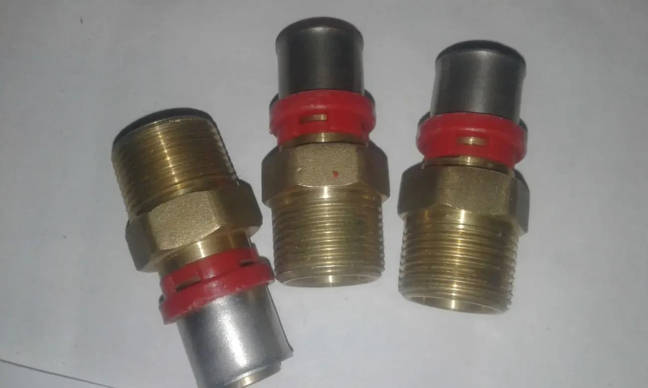 прессфитинг пресфитинг металопластик латунь 8