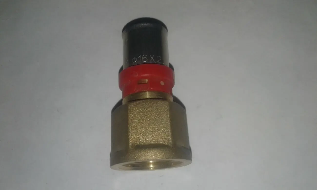 прессфитинг пресфитинг металопластик латунь 9