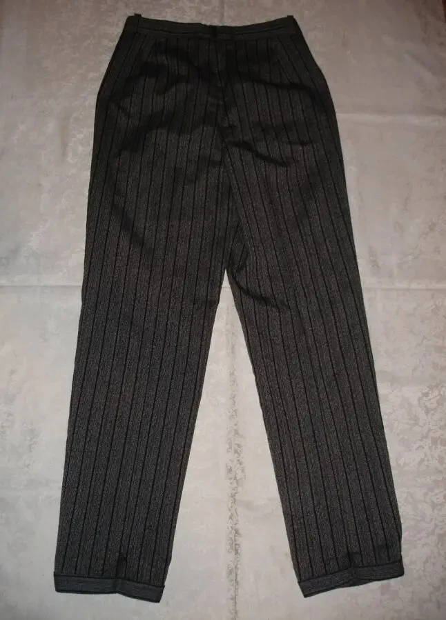 ШТАНЫ/брюки  42-44 р., сірі в чорну смужку + шалик в тон. ШЕРСТЬ. НОВІ 4