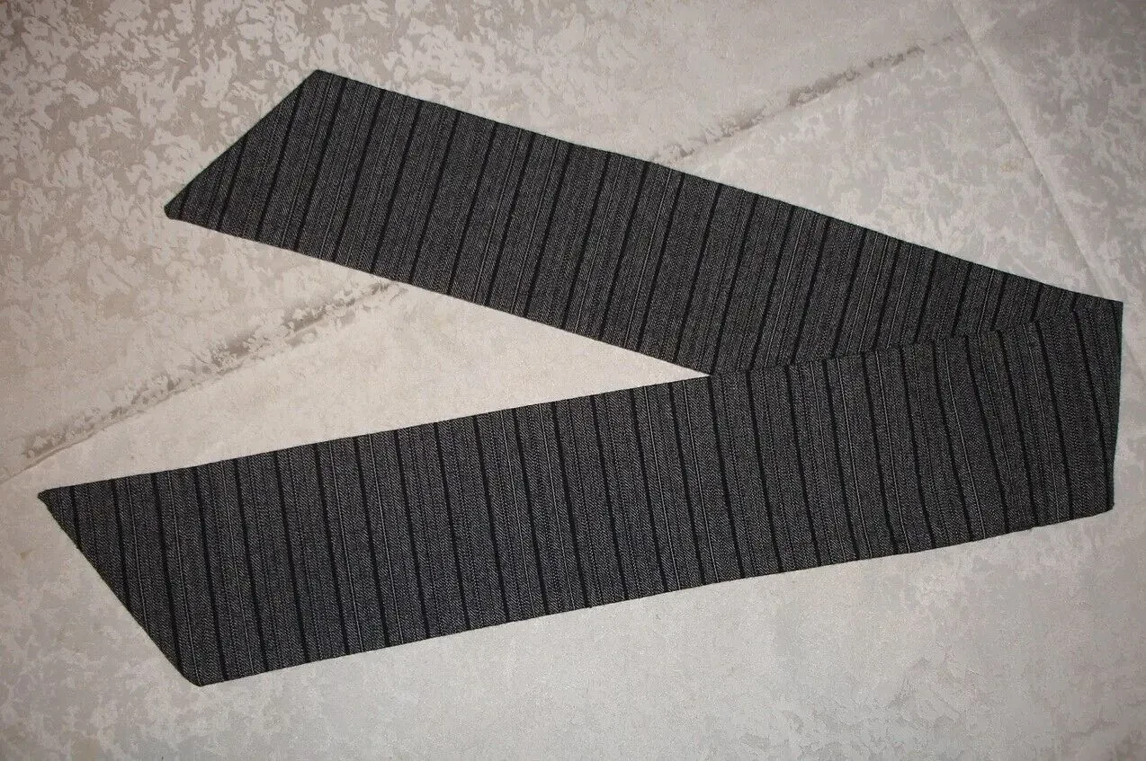 ШТАНЫ/брюки  42-44 р., сірі в чорну смужку + шалик в тон. ШЕРСТЬ. НОВІ 10