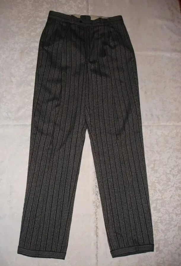 ШТАНЫ/брюки  42-44 р., сірі в чорну смужку + шалик в тон. ШЕРСТЬ. НОВІ 2