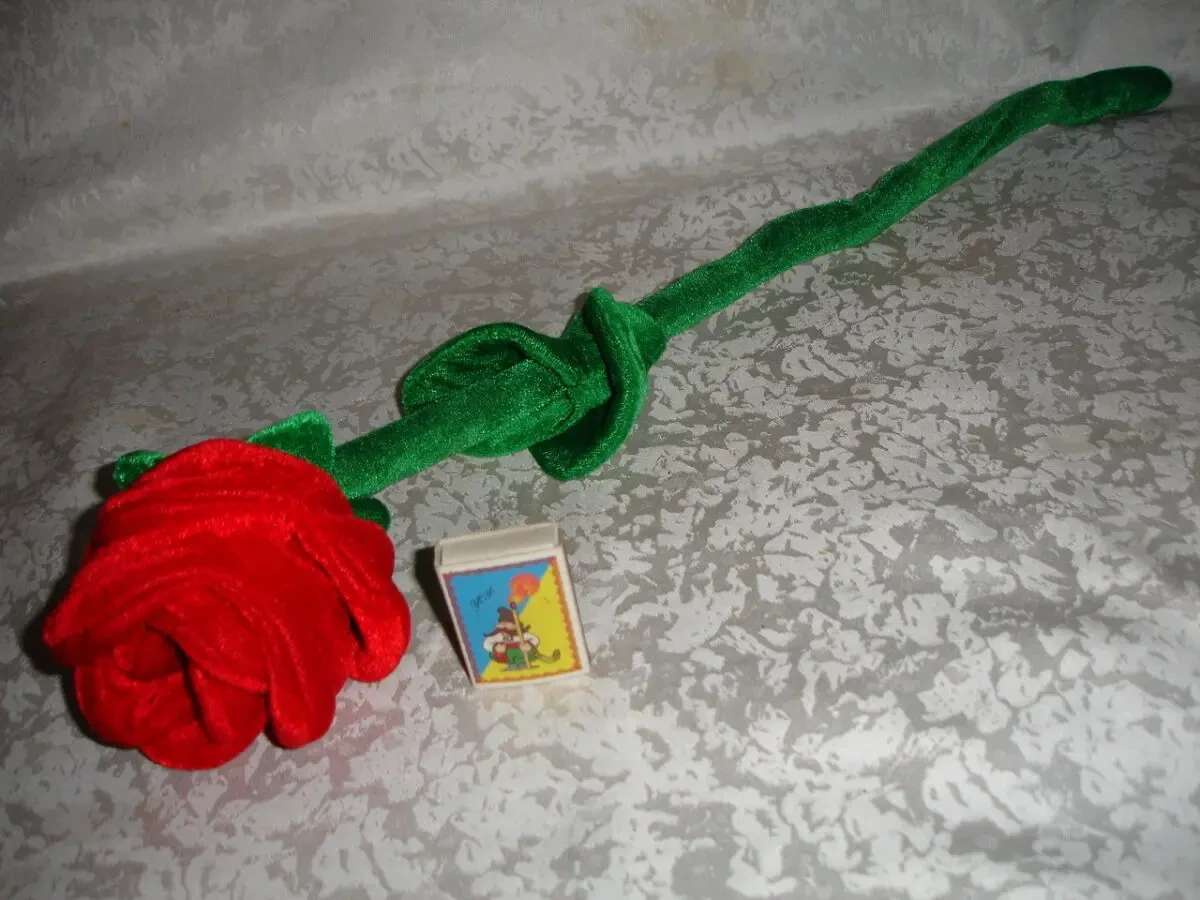 Цветок/КВІТКА червона ТРОЯНДА/роза велюрова висотою 61 см. ДЕКОР. 8