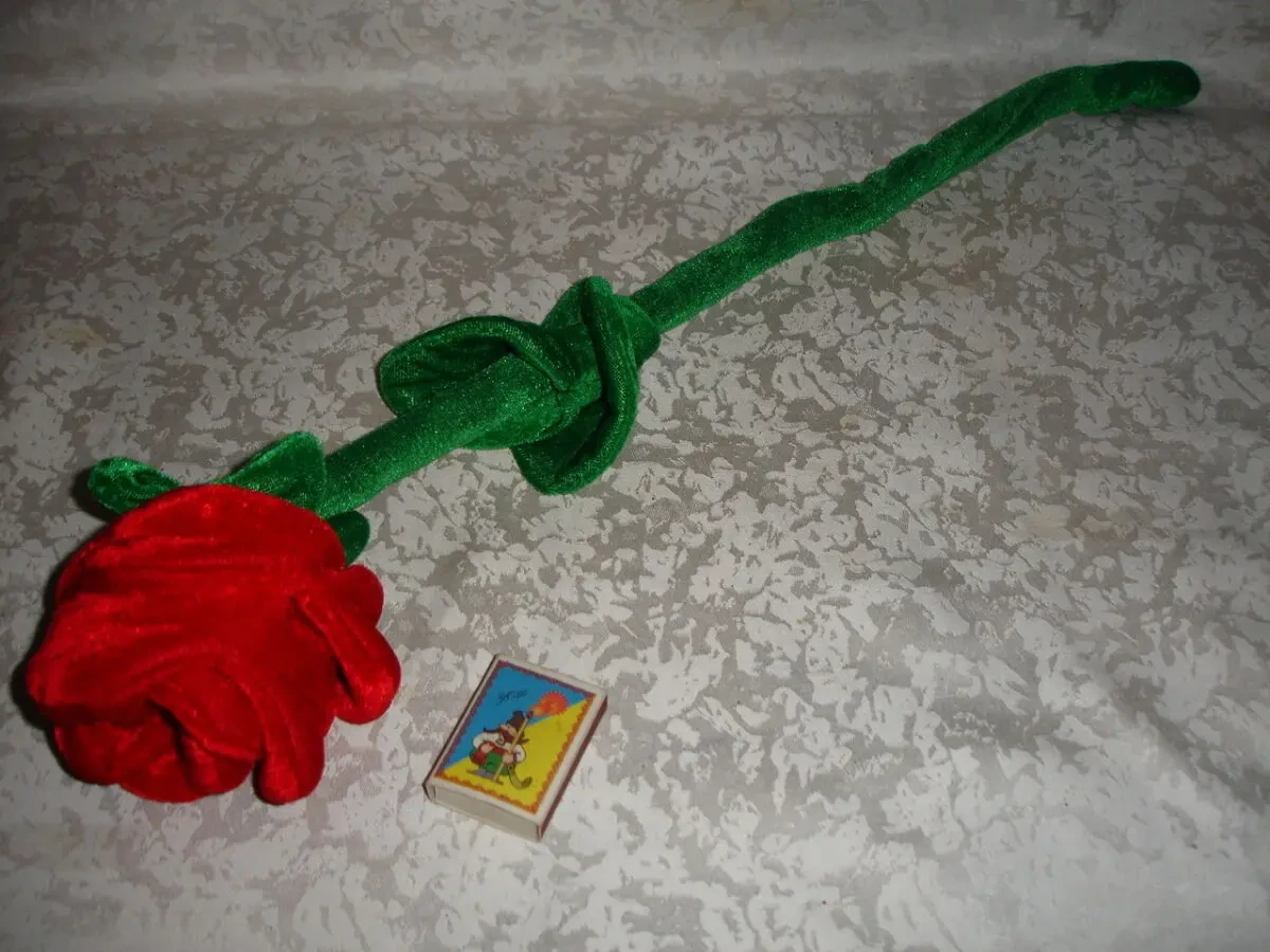 Цветок/КВІТКА червона ТРОЯНДА/роза велюрова висотою 61 см. ДЕКОР. 4