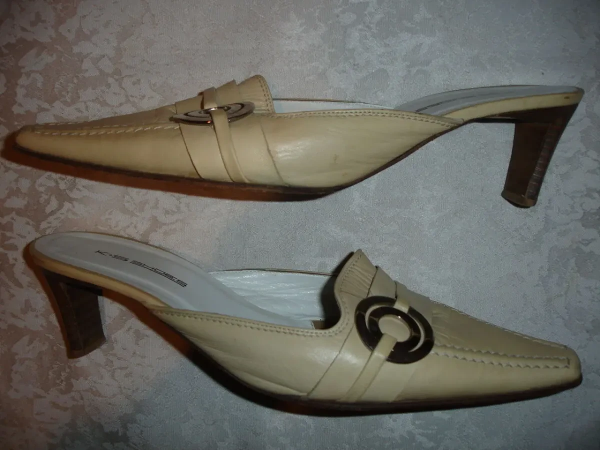 Босоножки/ШЛЬОПАНЦІ 39 р., ШКІРА, світлий беж, закриті. Для дівчат. 5