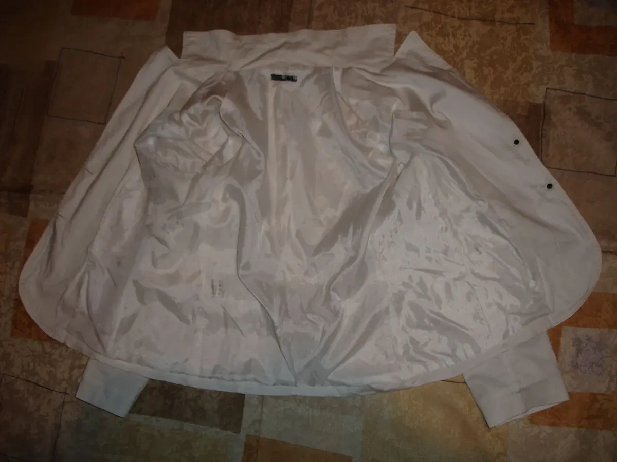 Пиджак/ПІДЖАК М-ка, БІЛИЙ, Mezzo, Італія, НОВИЙ, підкладка. Для дівчат 4