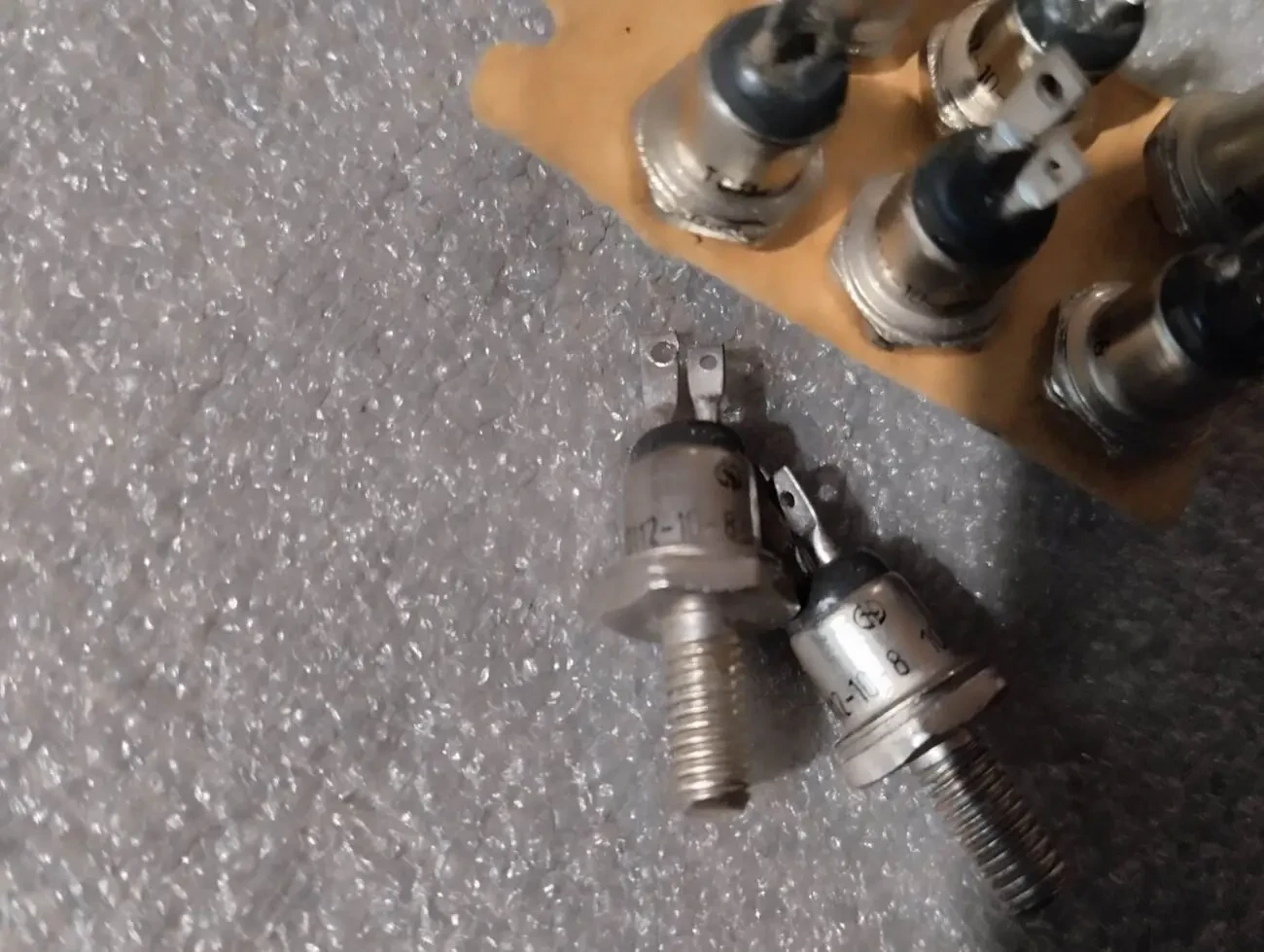 Диод Д122-32х-9  Д122-32-9  Д122-40-10 7