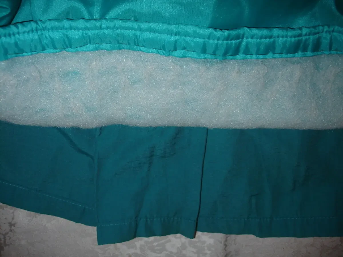 ПЛАЩ М-ка зелений, демісезон + єврозима, з поясом. Для дівчат. 8