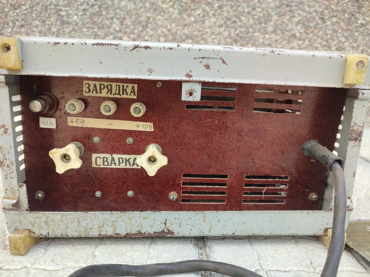 Трансфорсатор сварочный бытовой ТСБ-90 с зарядным 6-12В 5