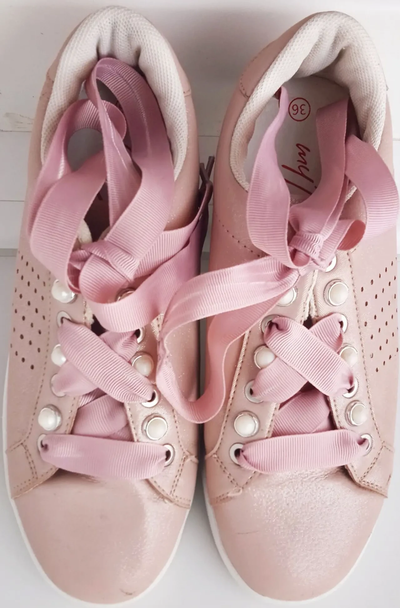 Кроссовки для девочки 3