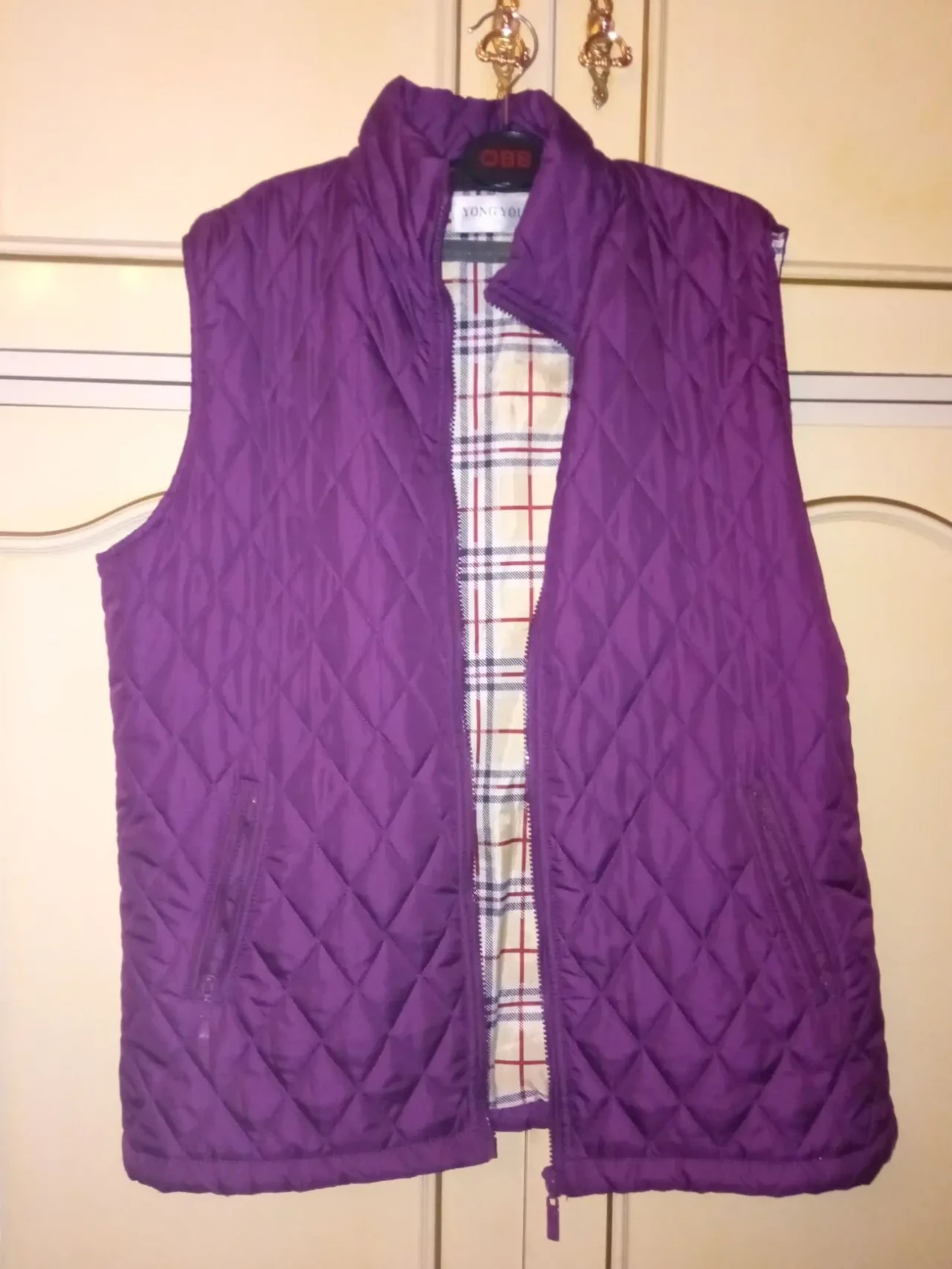 Курточка жіноча 8