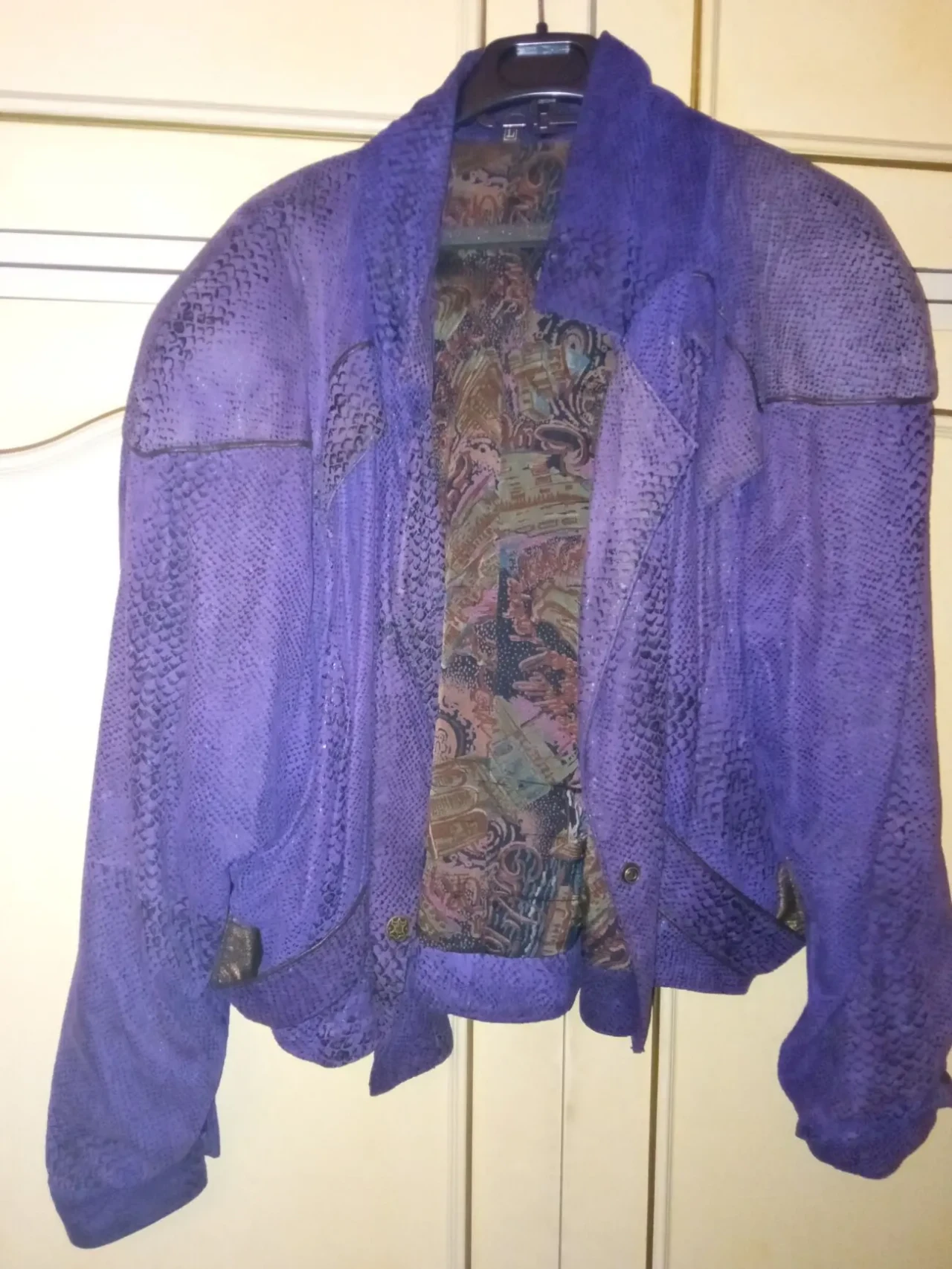 Курточка жіноча 5