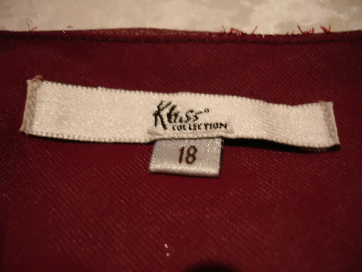 Блуза/БЛУЗКА М-ка, бордова, ефектна, гіпюрова, без рукавів. НОВА. 4