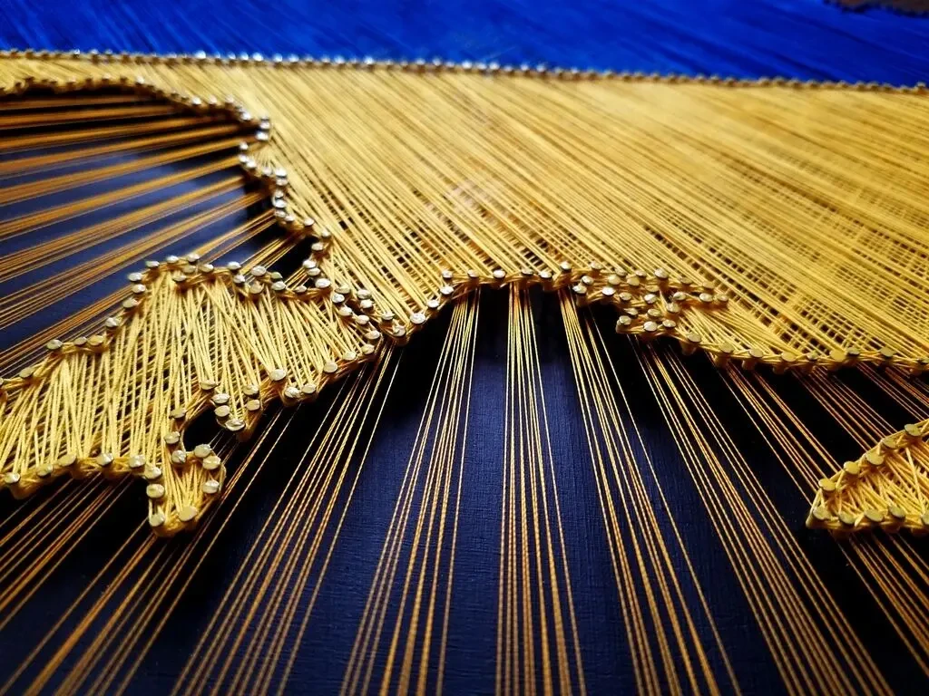 Картина Схід сонця над україною, string art україна, картина україна 3