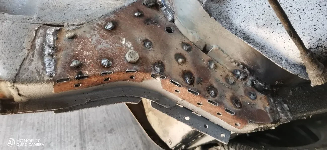 Пластини підсилювачі передніх лонжеронів ВАЗ 2101-07 2