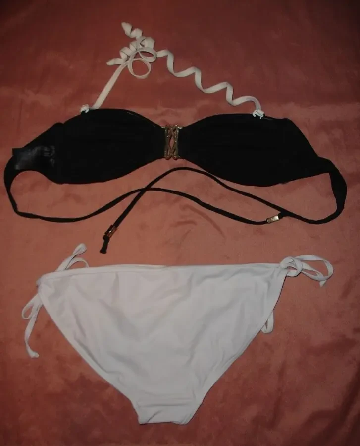 КУПАЛЬНИК М-ка роздільний: ЧОРНИЙ ліф + БІЛІ плавки. На зав'язки. 2