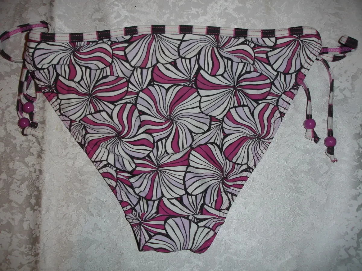 КУПАЛЬНИК 12-ка, роздільний, S.Oliver, фіолетово-білий, квітковий. 8