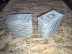 Радиатор для радиодеталей