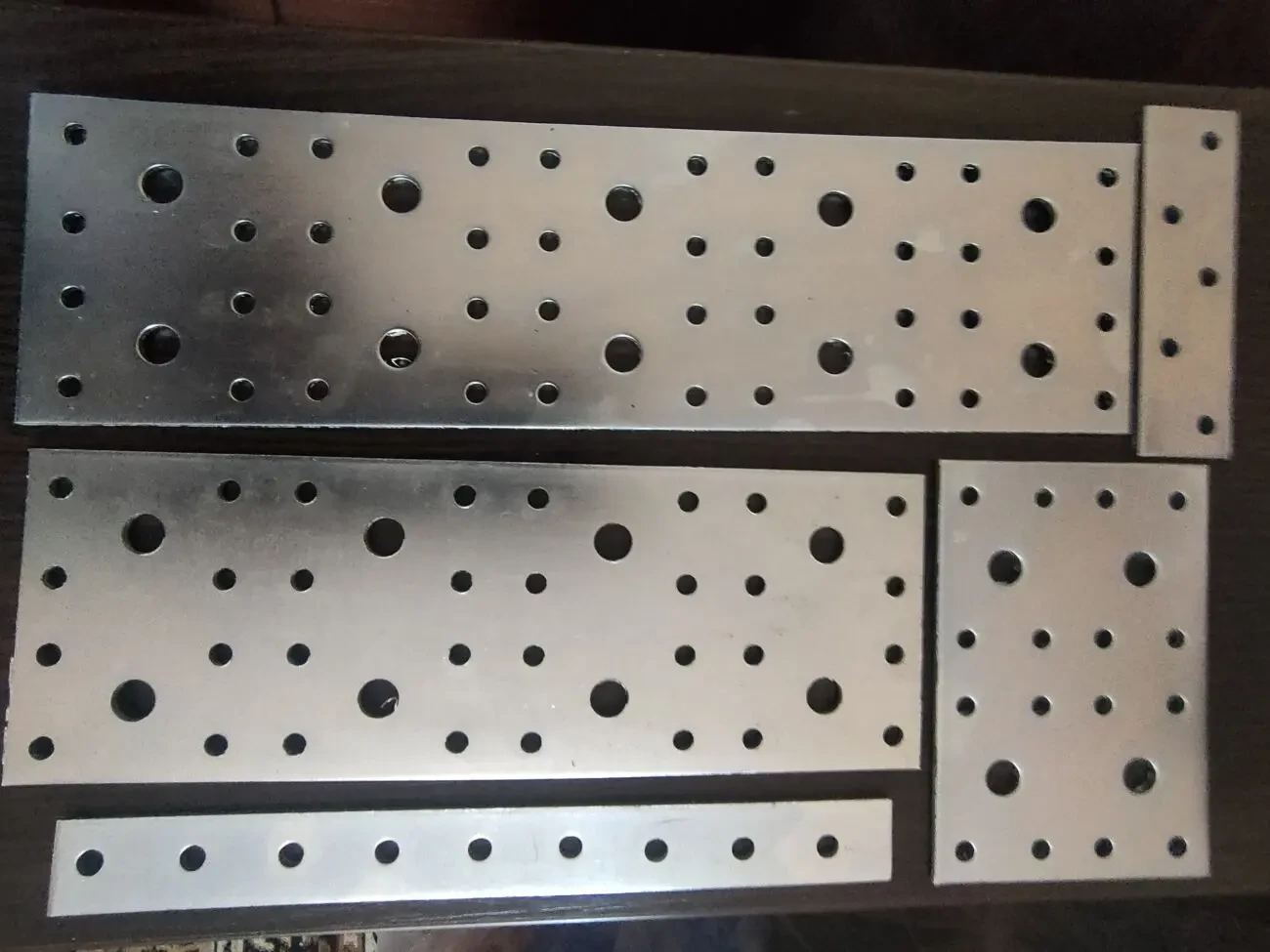 Пластина стальна кріпильна 70х250х2 2