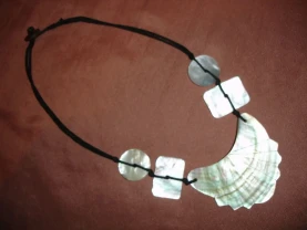 Колье/КОЛЬЄ/намисто з натурального ПЕРЛАМУТРУ, колір молочний. 41 см