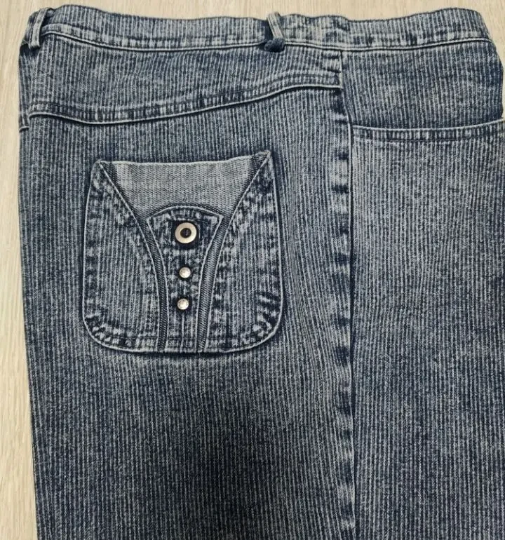 Продам брючный джинсовый костюм женский р. 48-50 в отличном состоянии 2