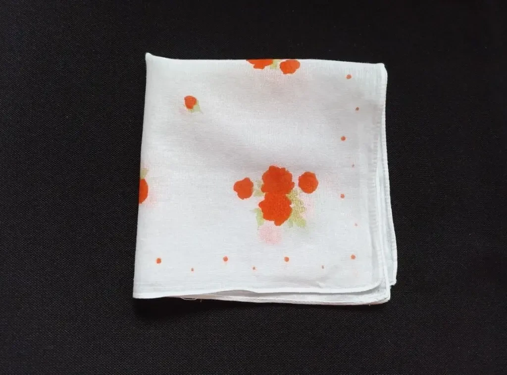 Женский № 2 -л1 красивый носовой платок женский белый в цветы 4