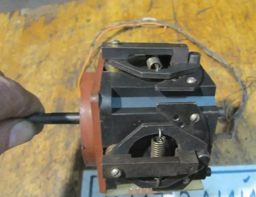 Джойстик перемикання 4