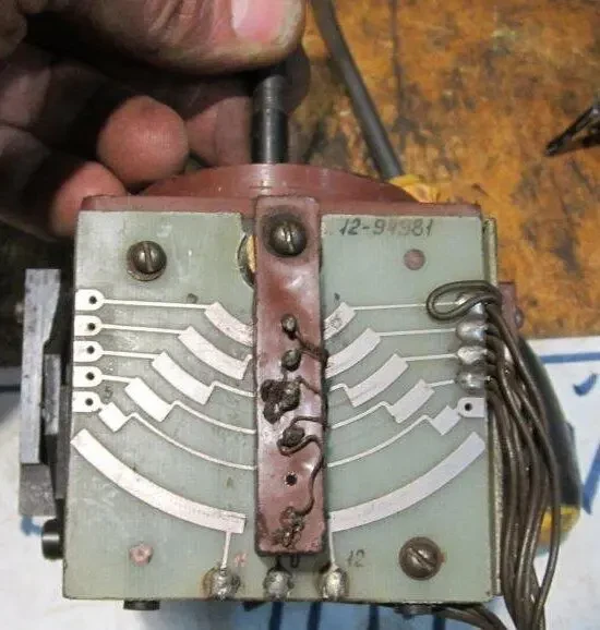 Джойстик перемикання 8